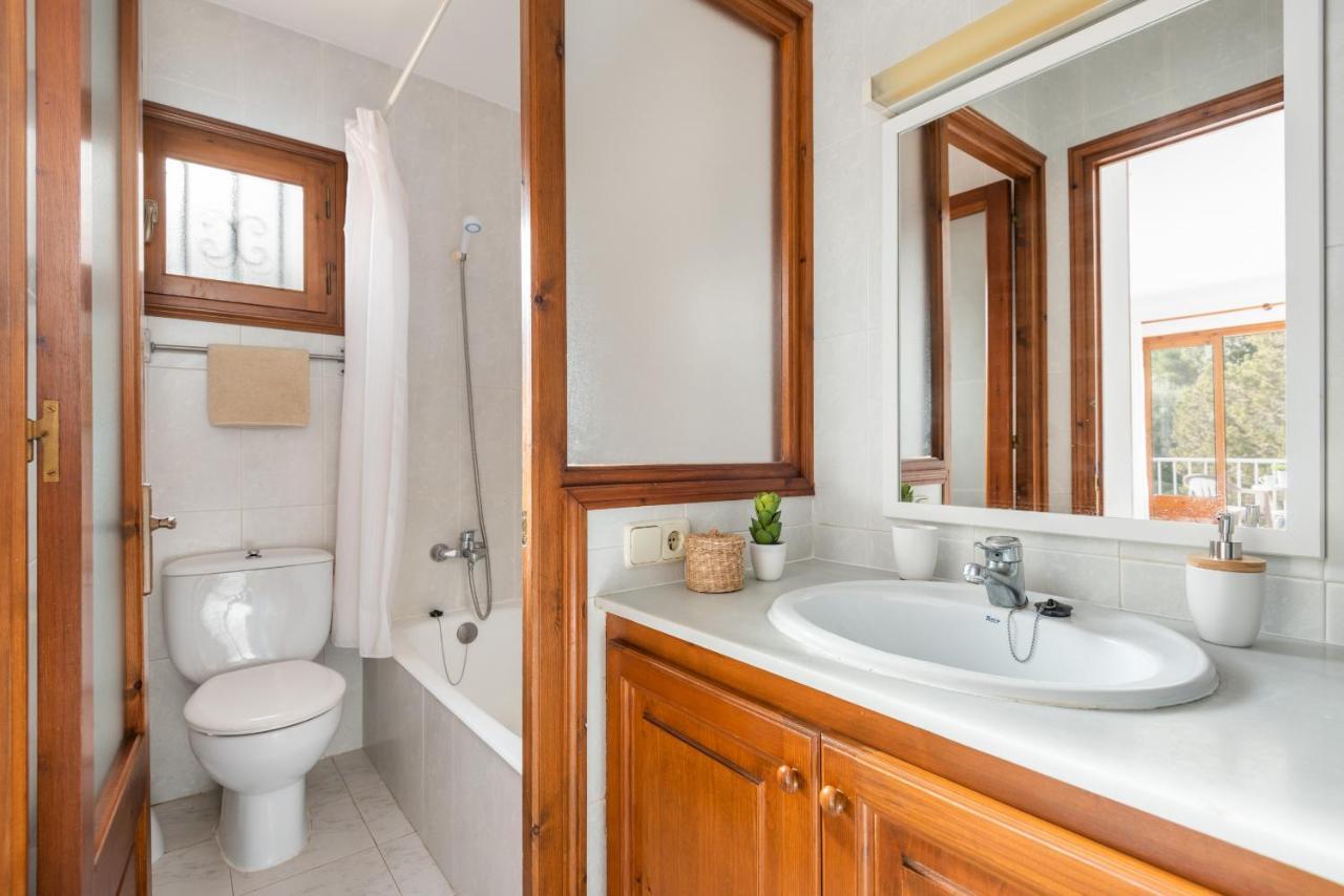 Villa Acantilado Ferreries Bagian luar foto